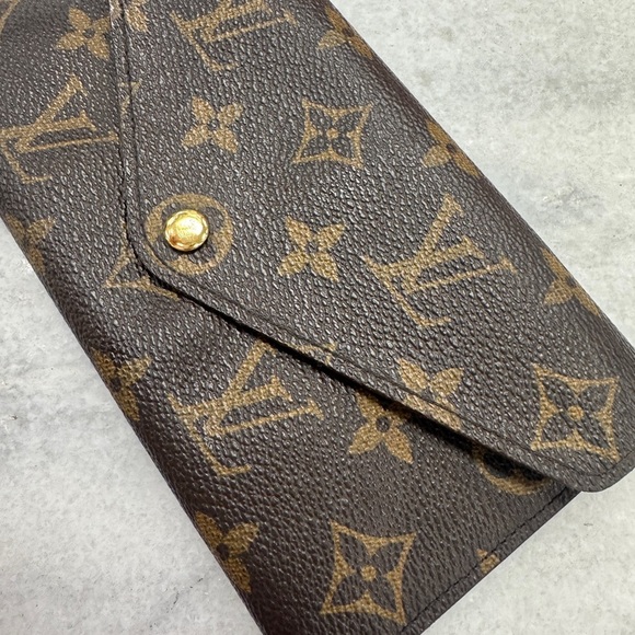 Louis Vuitton Monogram Josephine Wallet - Picture 4 of 7